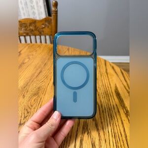 iPhone 17 Pro Max Magnetic Case